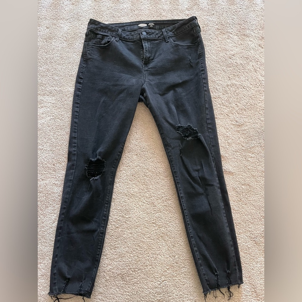 Old navy rockstar super skinny ankle midrise size 14 ripped jeans NWOT
